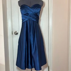 Bill Levkoff Navy Blue Strapless Pleated Fit & Flare Dress Sz 6 Sweetheart Neck